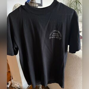 Beach House Tour black T-Shirt